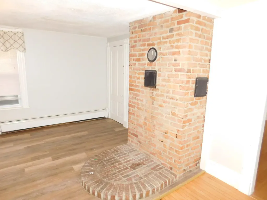 318 Grove Street Bangor ME 04401