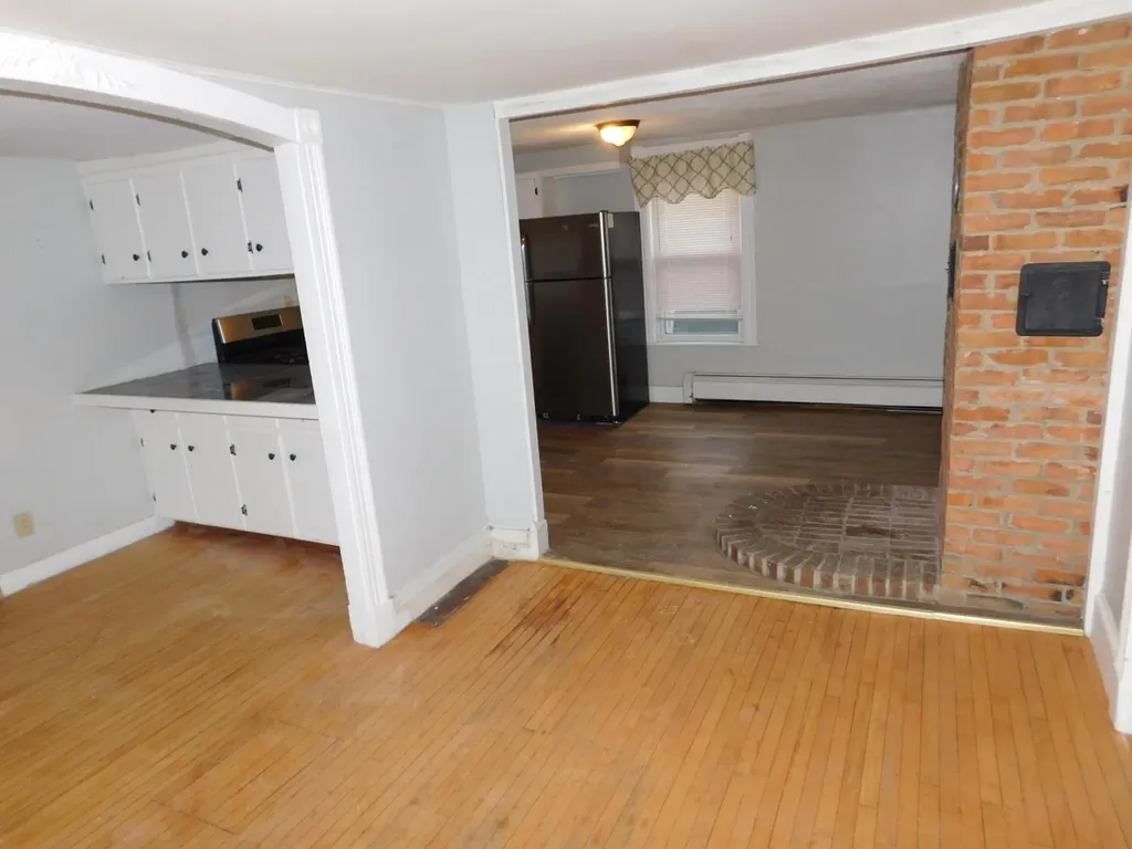 318 Grove Street Bangor ME 04401