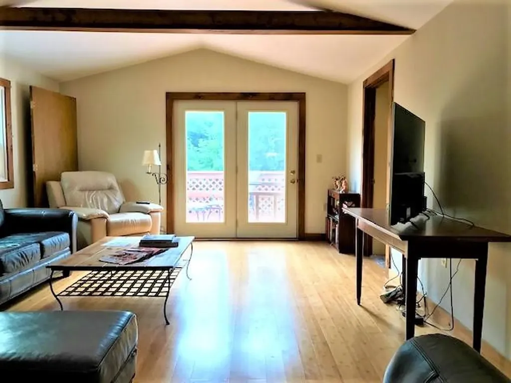 318 Grove Street Bangor ME 04401