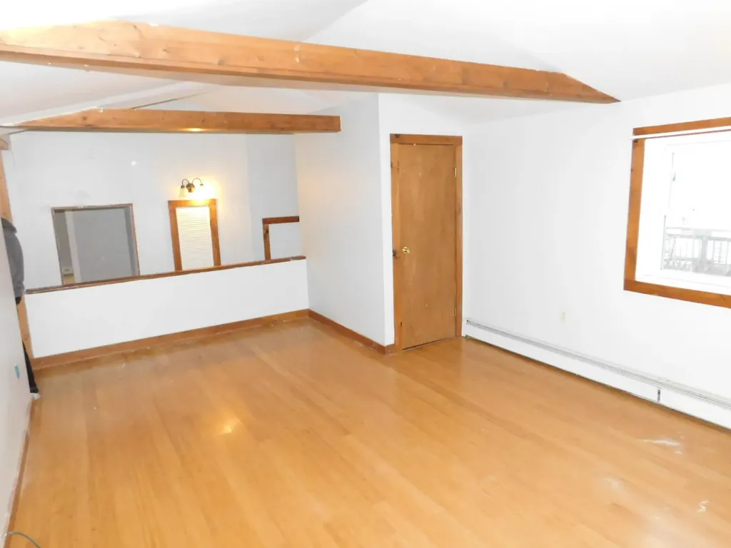 318 Grove Street Bangor ME 04401