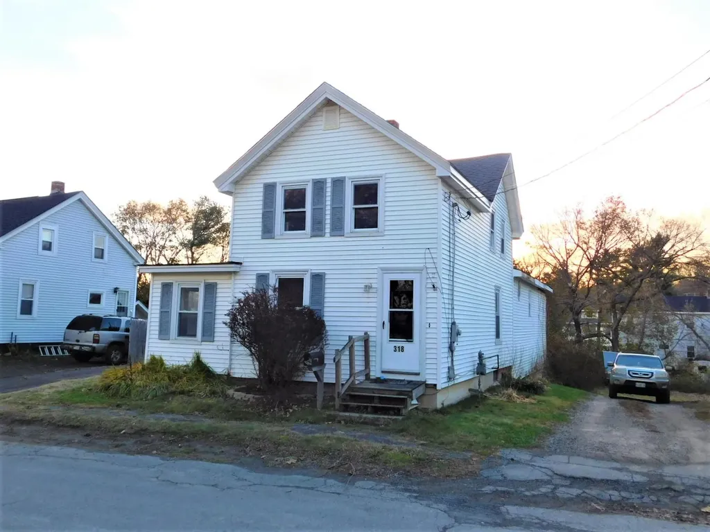 318 Grove Street Bangor ME 04401
