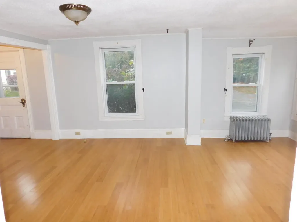 318 Grove Street Bangor ME 04401