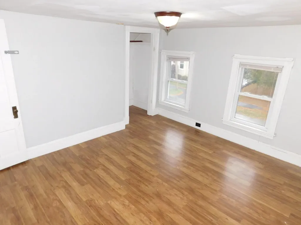 318 Grove Street Bangor ME 04401