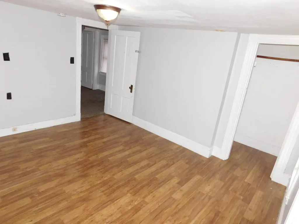 318 Grove Street Bangor ME 04401