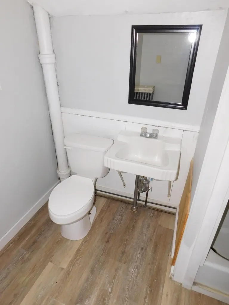 318 Grove Street Bangor ME 04401