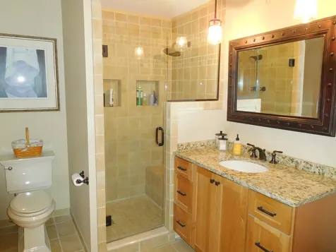 165 West Shore Road Auburn ME 04210