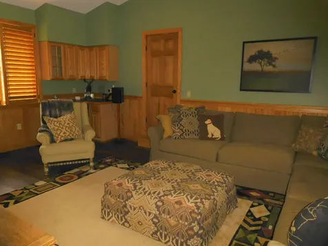 165 West Shore Road Auburn ME 04210
