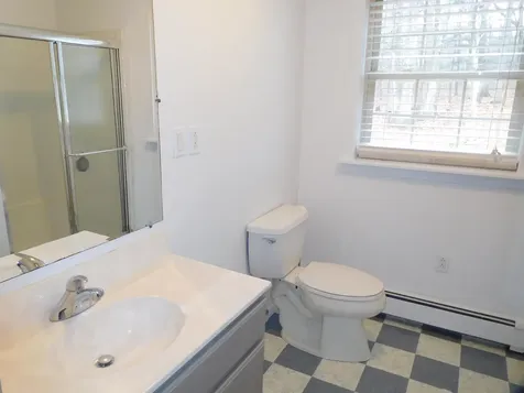 165 West Shore Road Auburn ME 04210