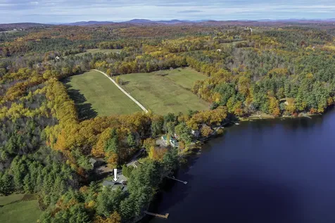 165 West Shore Road Auburn ME 04210