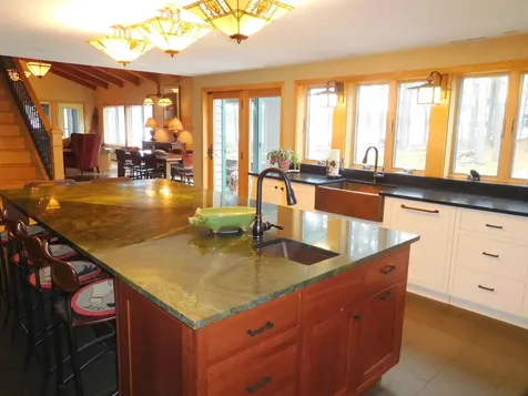 165 West Shore Road Auburn ME 04210