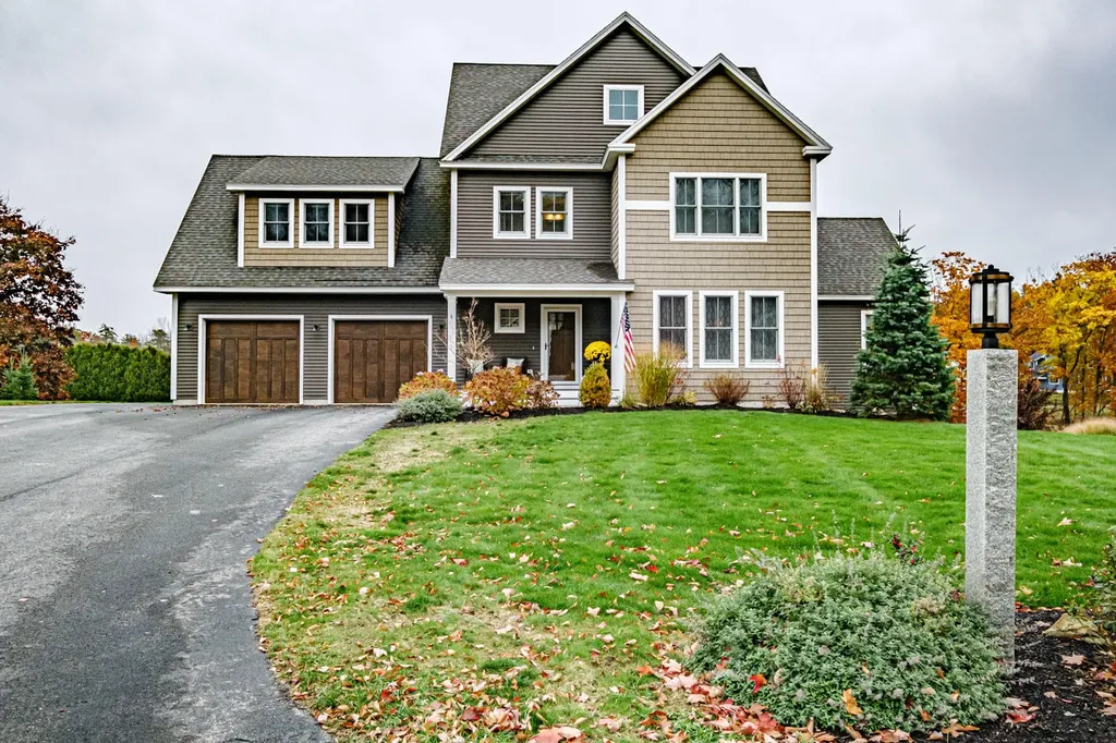 6 Garden Way Falmouth ME 04105