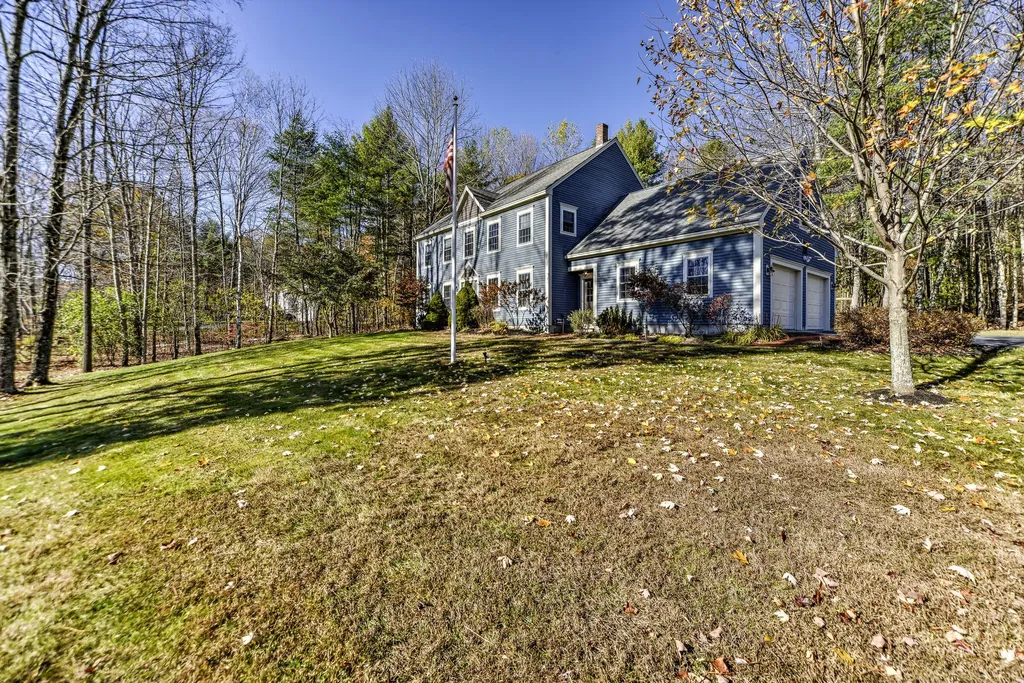 25 Pheasant Lane Gorham ME 04038