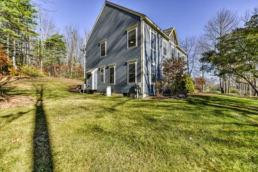 25 Pheasant Lane Gorham ME 04038