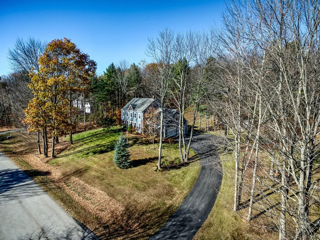 25 Pheasant Lane Gorham ME 04038