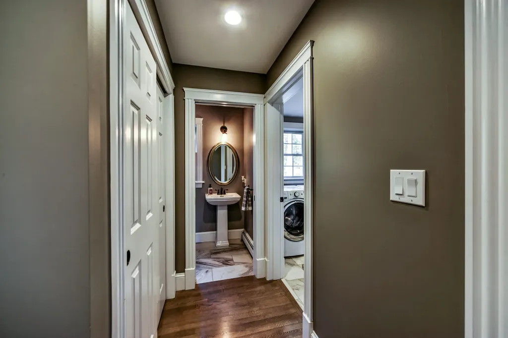 25 Pheasant Lane Gorham ME 04038