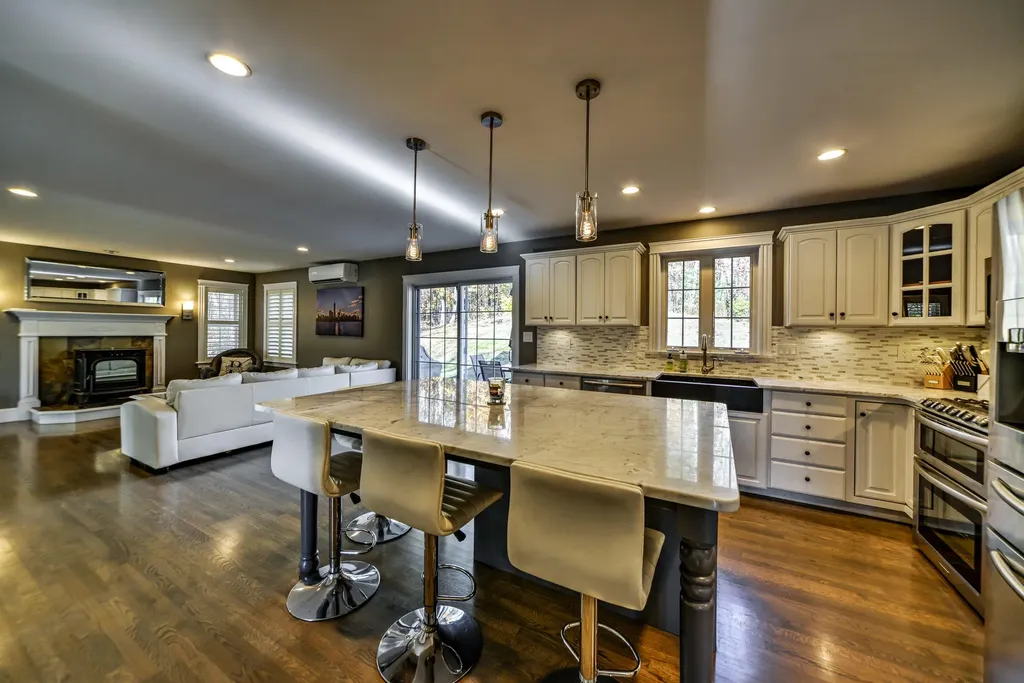 25 Pheasant Lane Gorham ME 04038