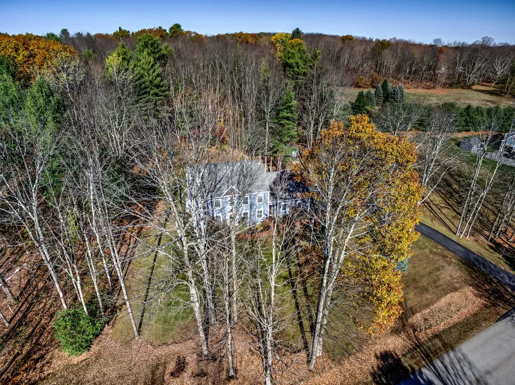 25 Pheasant Lane Gorham ME 04038