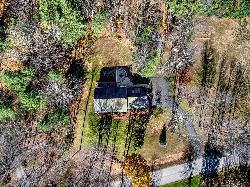 25 Pheasant Lane Gorham ME 04038
