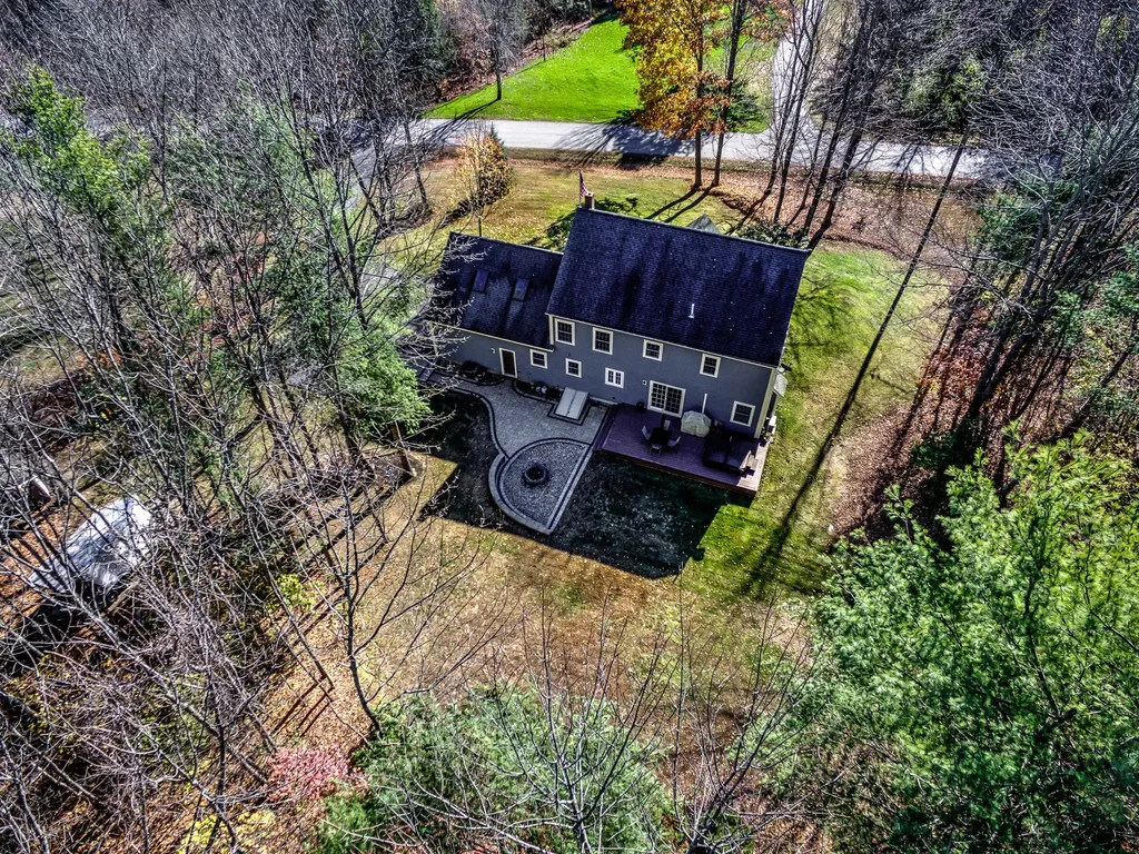 25 Pheasant Lane Gorham ME 04038