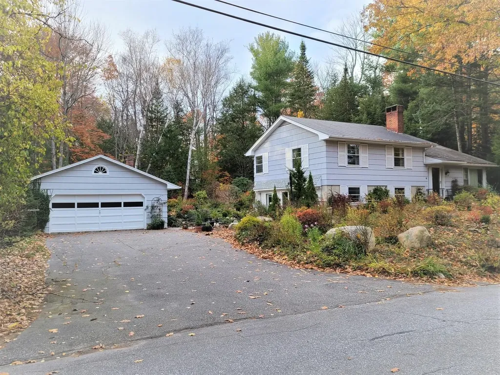 87 Almar Street Farmingdale ME 04344
