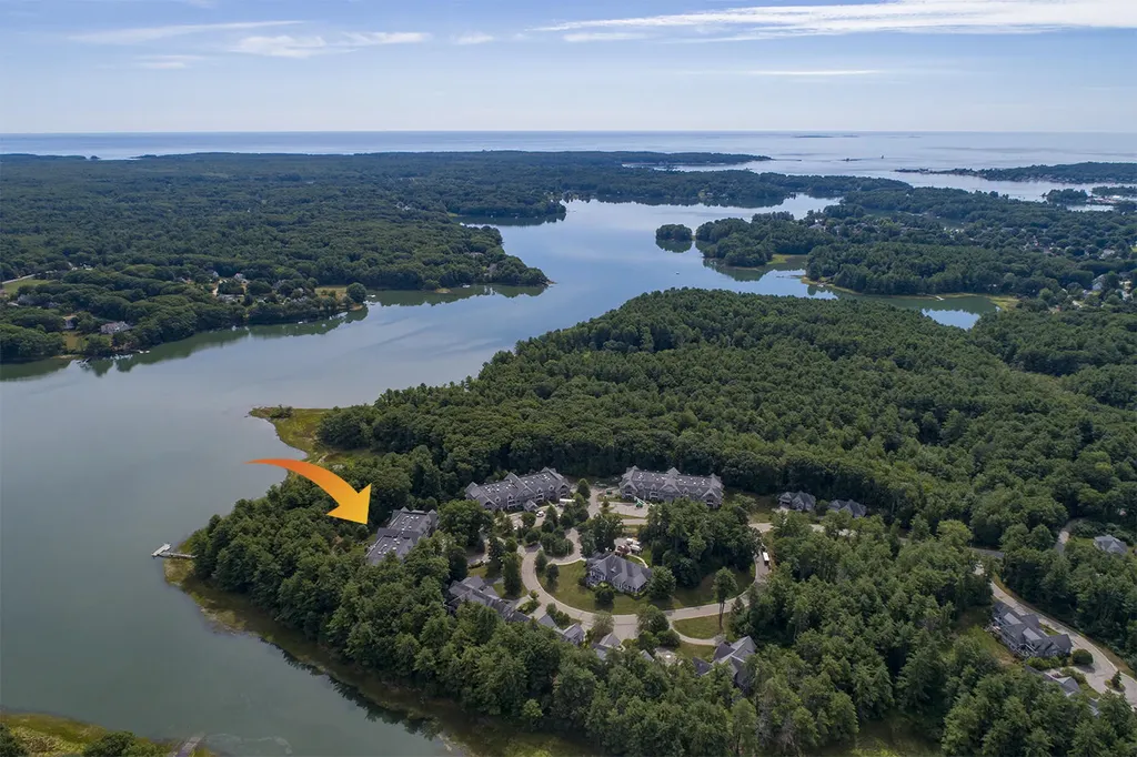 100 Shepards Cove Road Kittery ME 03904