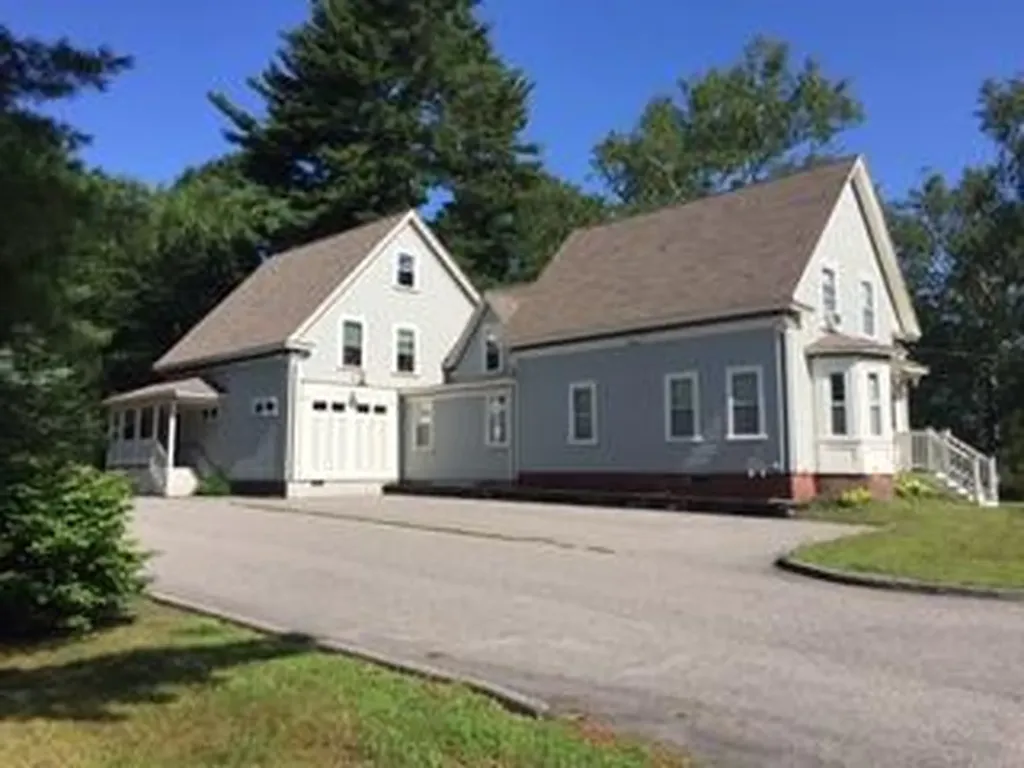 31 York Street Kennebunk ME 04043