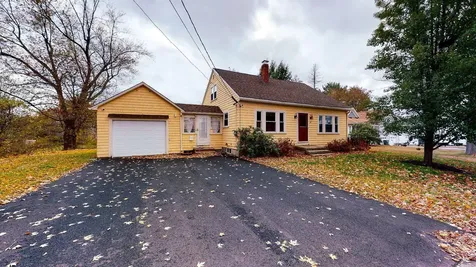 18 Walker Avenue Lewiston ME 04240