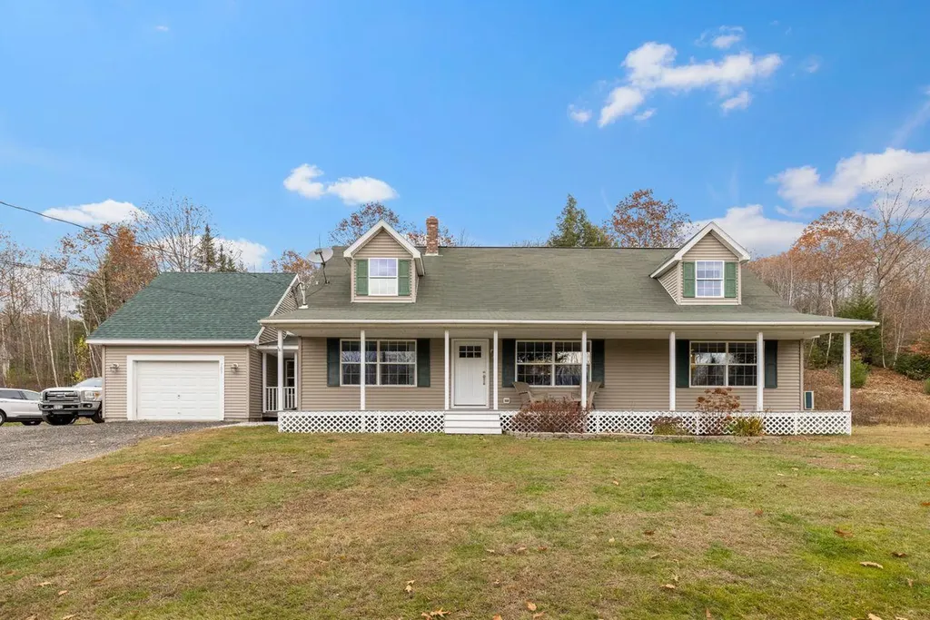 783 Center Minot Hill Road Minot ME 04258