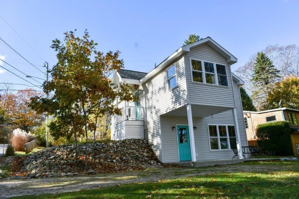13 Meadow Road Harpswell ME 04079