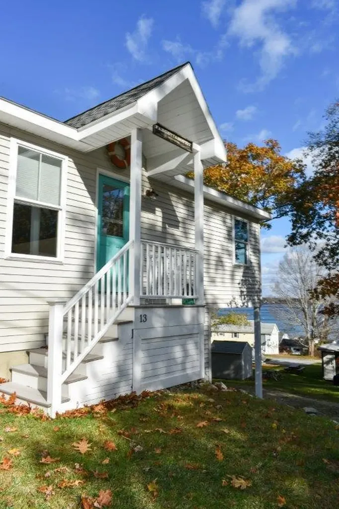 13 Meadow Road Harpswell ME 04079