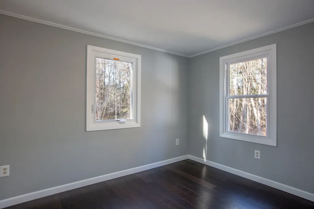 18 Wakefield Lane West Gardiner ME 04345