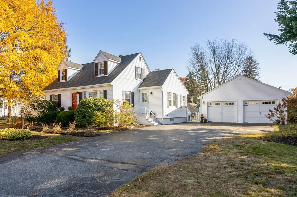 10 Pleasant Avenue Scarborough ME 04074