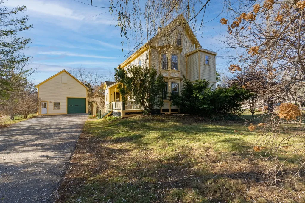21 Whittier Street Dover NH 03820