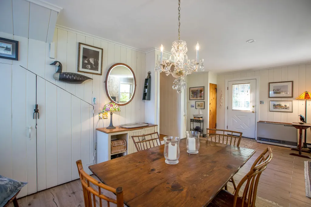 37 Churchill Street Wiscasset ME 04578