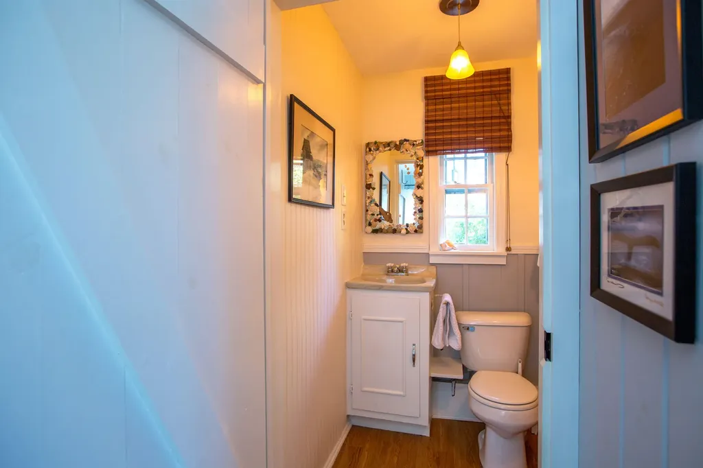 37 Churchill Street Wiscasset ME 04578