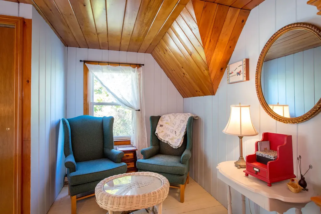 37 Churchill Street Wiscasset ME 04578