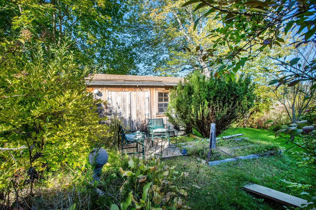 37 Churchill Street Wiscasset ME 04578