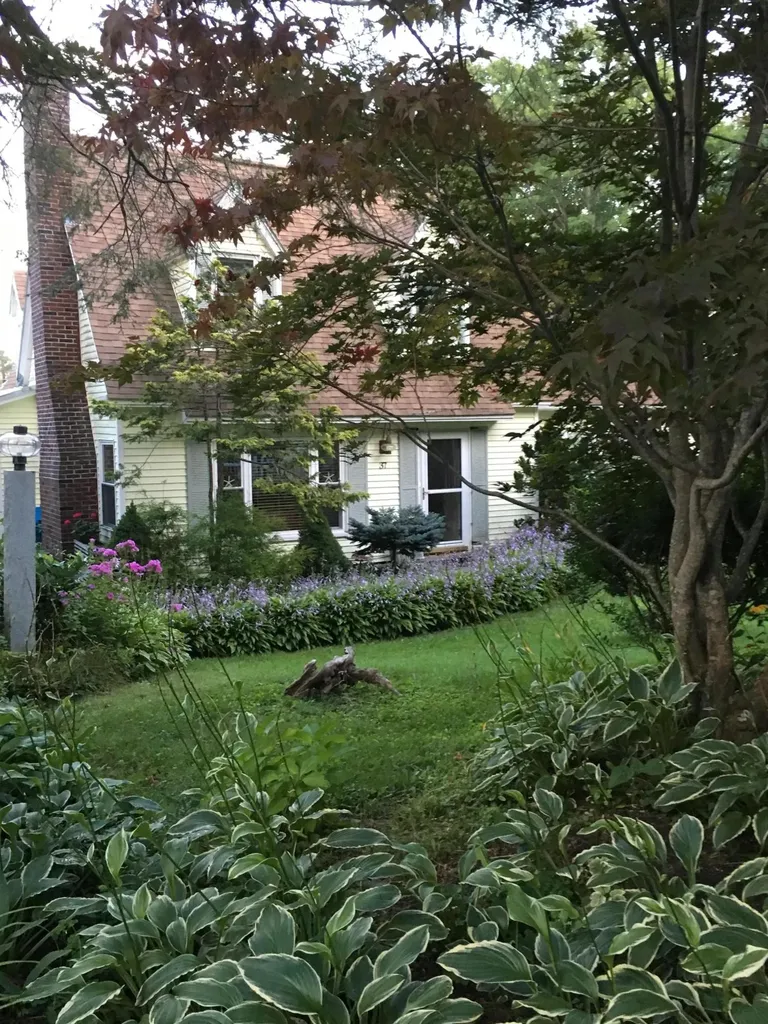 37 Churchill Street Wiscasset ME 04578