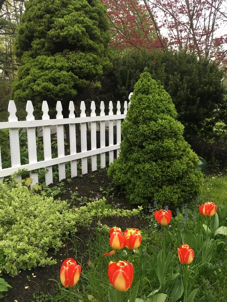 37 Churchill Street Wiscasset ME 04578