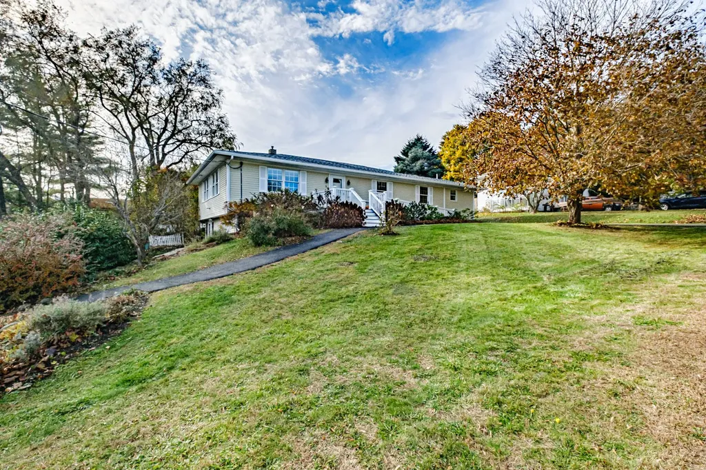 5 Orchard Street Rockland ME 04841