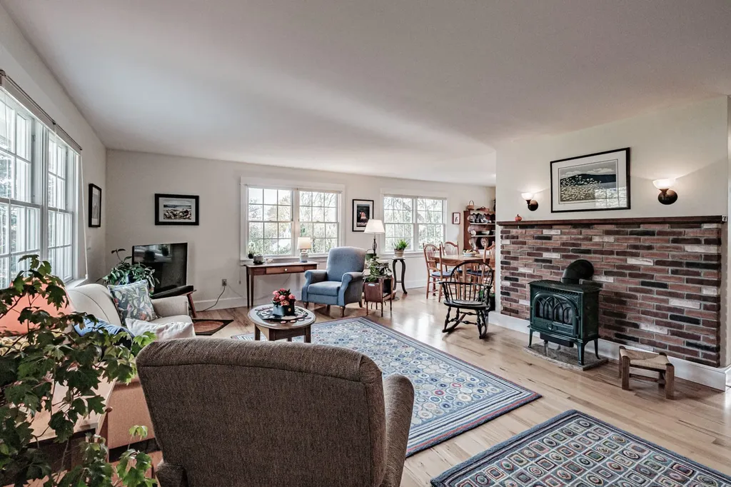 5 Orchard Street Rockland ME 04841