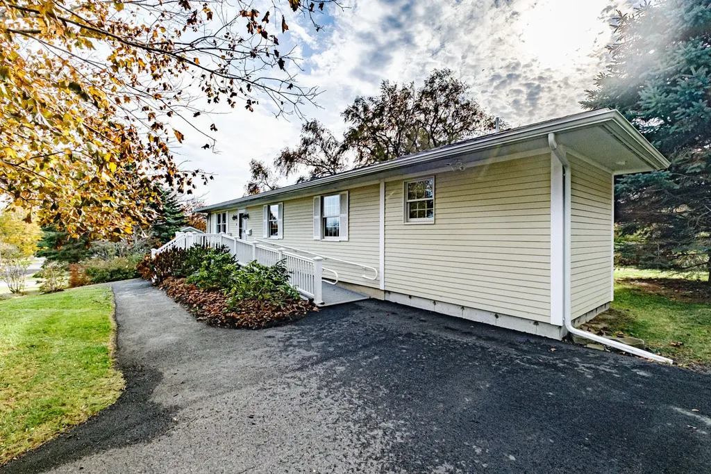 5 Orchard Street Rockland ME 04841