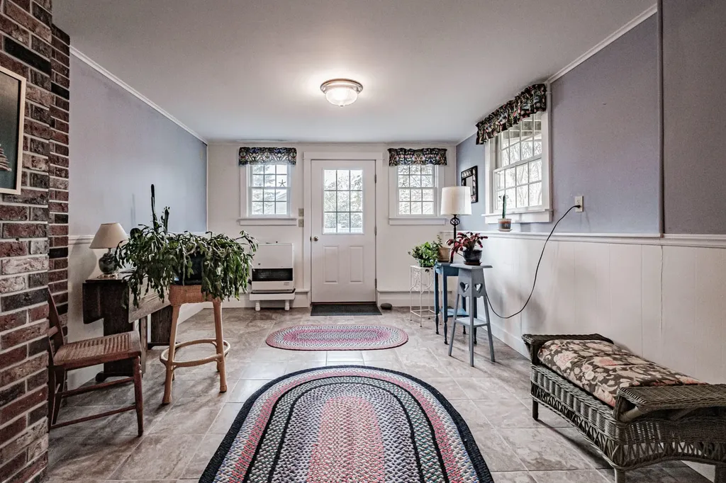 5 Orchard Street Rockland ME 04841