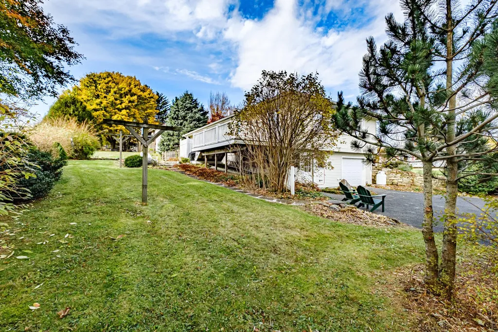 5 Orchard Street Rockland ME 04841