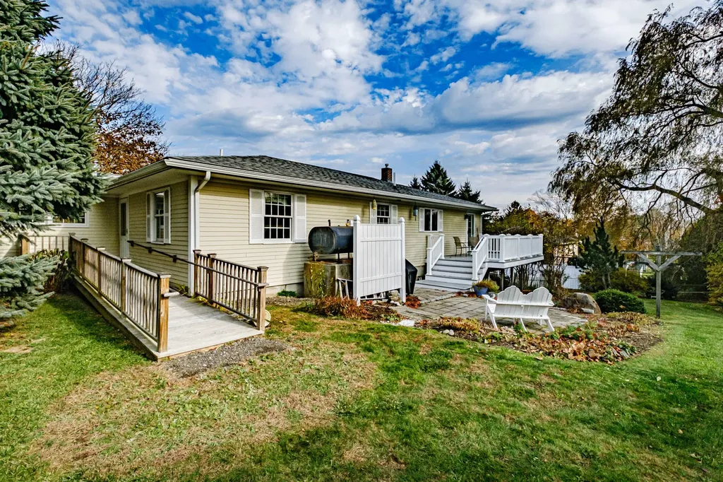 5 Orchard Street Rockland ME 04841