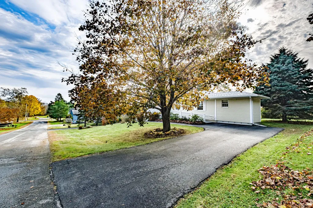 5 Orchard Street Rockland ME 04841