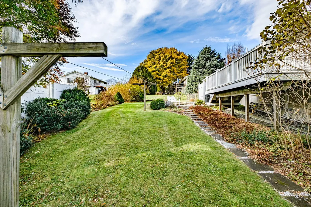 5 Orchard Street Rockland ME 04841