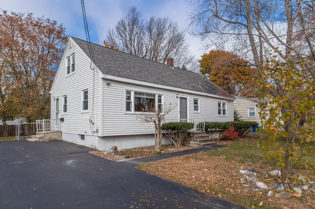 132 Dorothy Street Portland ME 04103