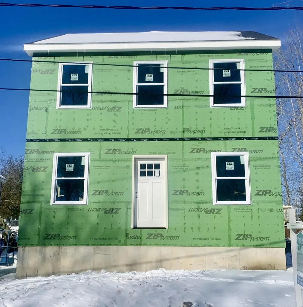 56 Hodge Street Wiscasset ME 04578