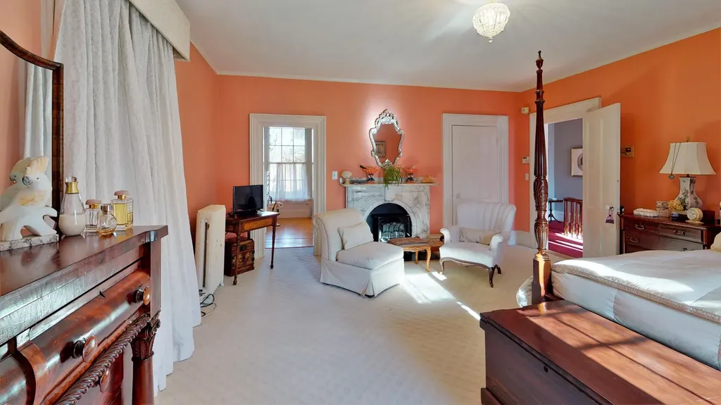 30 Summer Street Kennebunk ME 04043